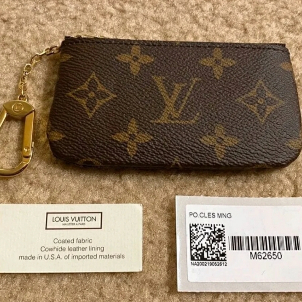 Louis Vuitton Key Pouch Monogram